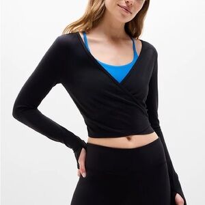 Athleta Fitted Black Long Sleeve Top